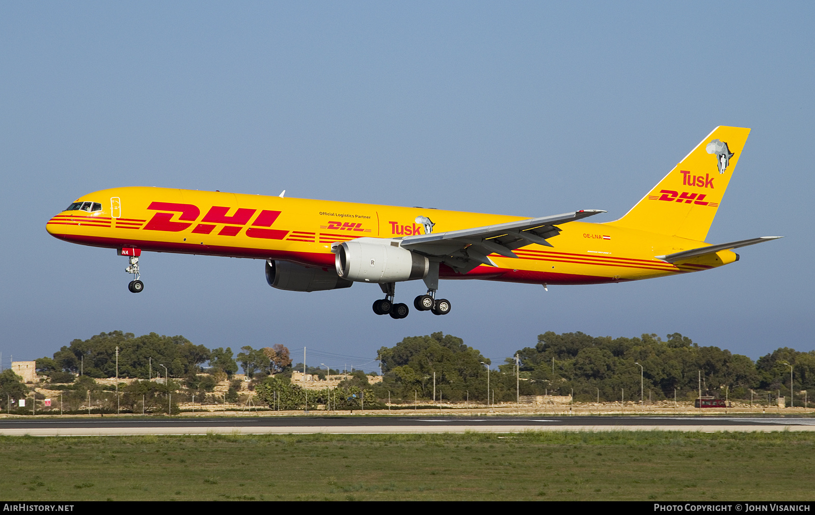 Aircraft Photo of OE-LNA | Boeing 757-23APF | DHL International | AirHistory.net #609501