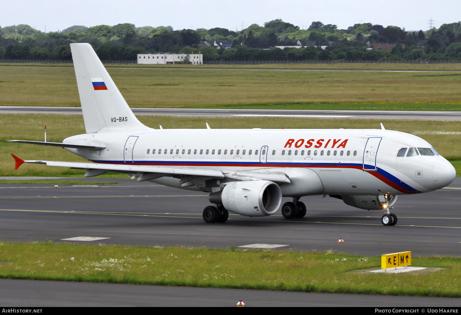 Aircraft Photo of VQ-BAS | Airbus A319-111 | Rossiya - Russian Airlines | AirHistory.net #609537