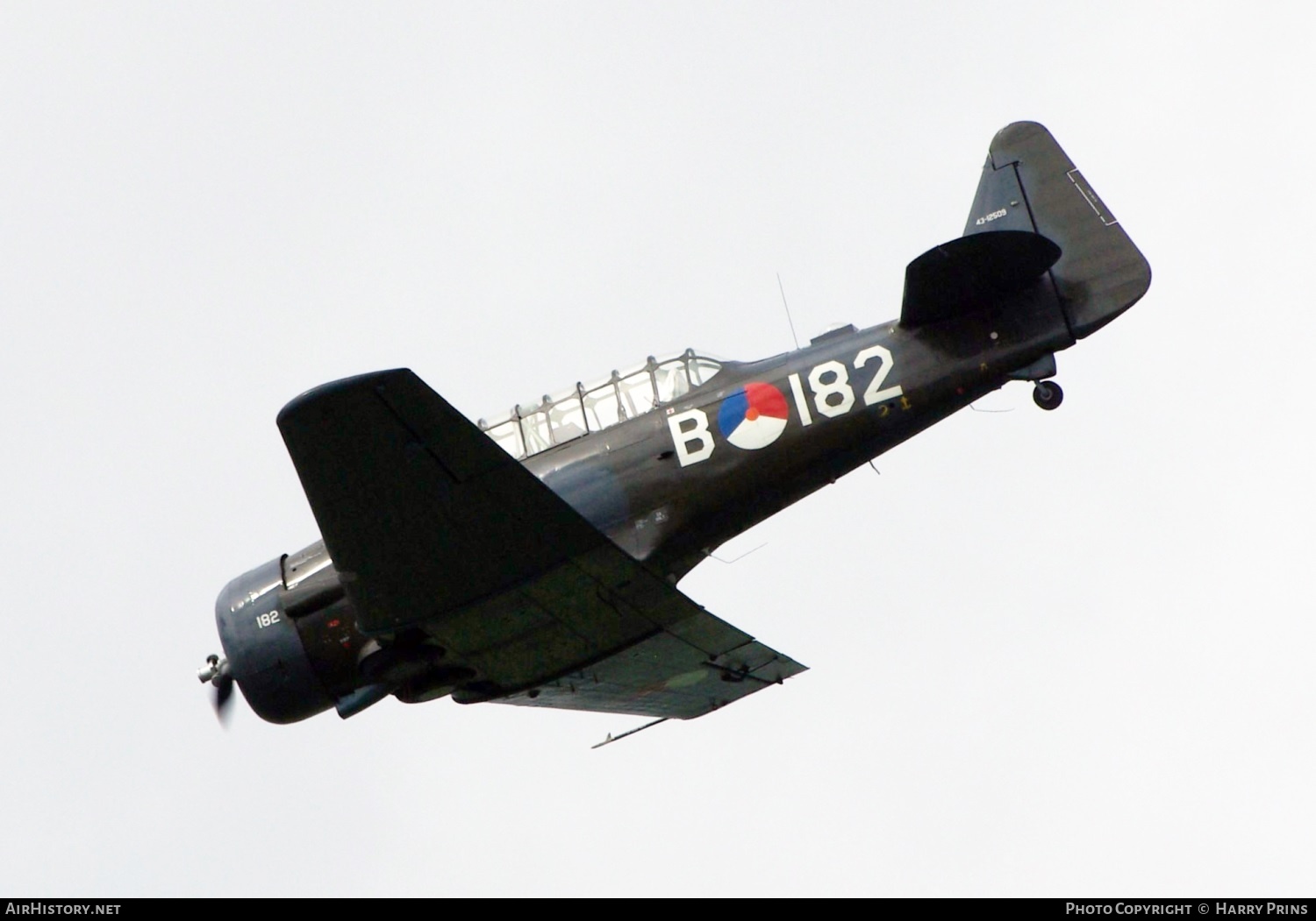 Aircraft Photo of PH-TBR / B-182 | North American AT-16 Harvard IIB | Netherlands - Air Force | AirHistory.net #609623