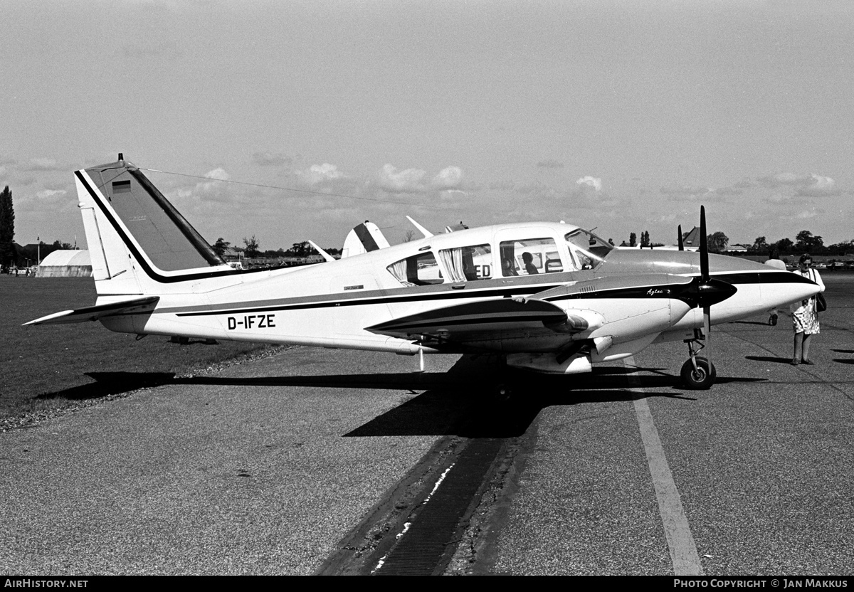 Aircraft Photo of D-IFZE | Piper PA-23-250 Aztec E | AirHistory.net #609664