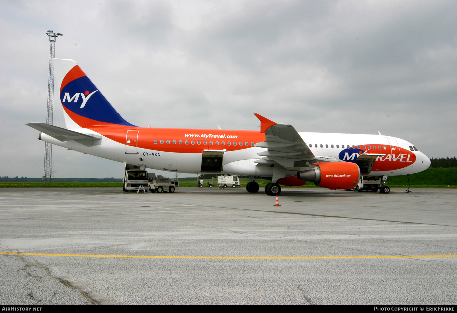 Aircraft Photo of OY-VKN | Airbus A320-214 | MyTravel Airways | AirHistory.net #609706