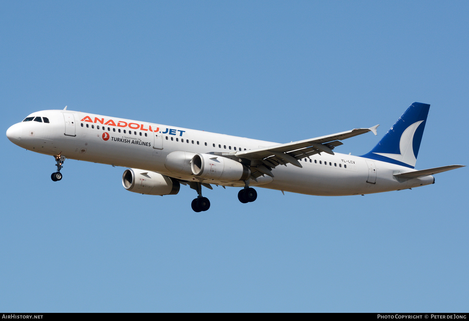 Aircraft Photo of YL-LCV | Airbus A321-231 | AnadoluJet | AirHistory.net #609812