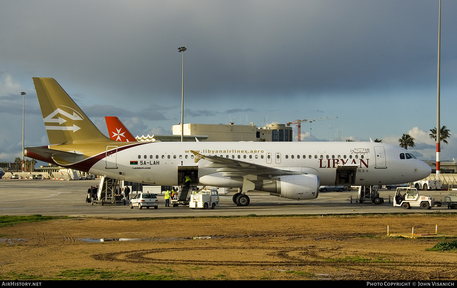 Aircraft Photo of 5A-LAH | Airbus A320-214 | Libyan Airlines | AirHistory.net #609840