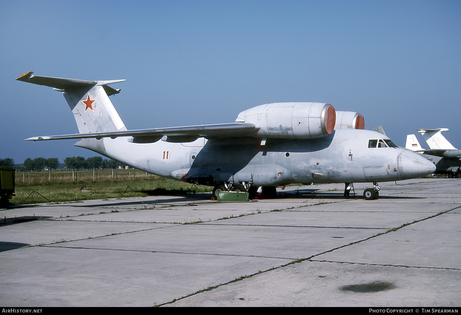 Aircraft Photo of 11 red | Antonov An-72 | Soviet Union - Air Force | AirHistory.net #609920