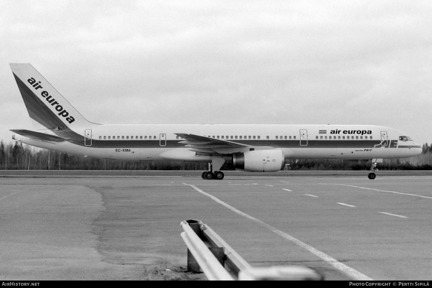 Aircraft Photo of EC-EMA | Boeing 757-236 | Air Europa | AirHistory.net #609944
