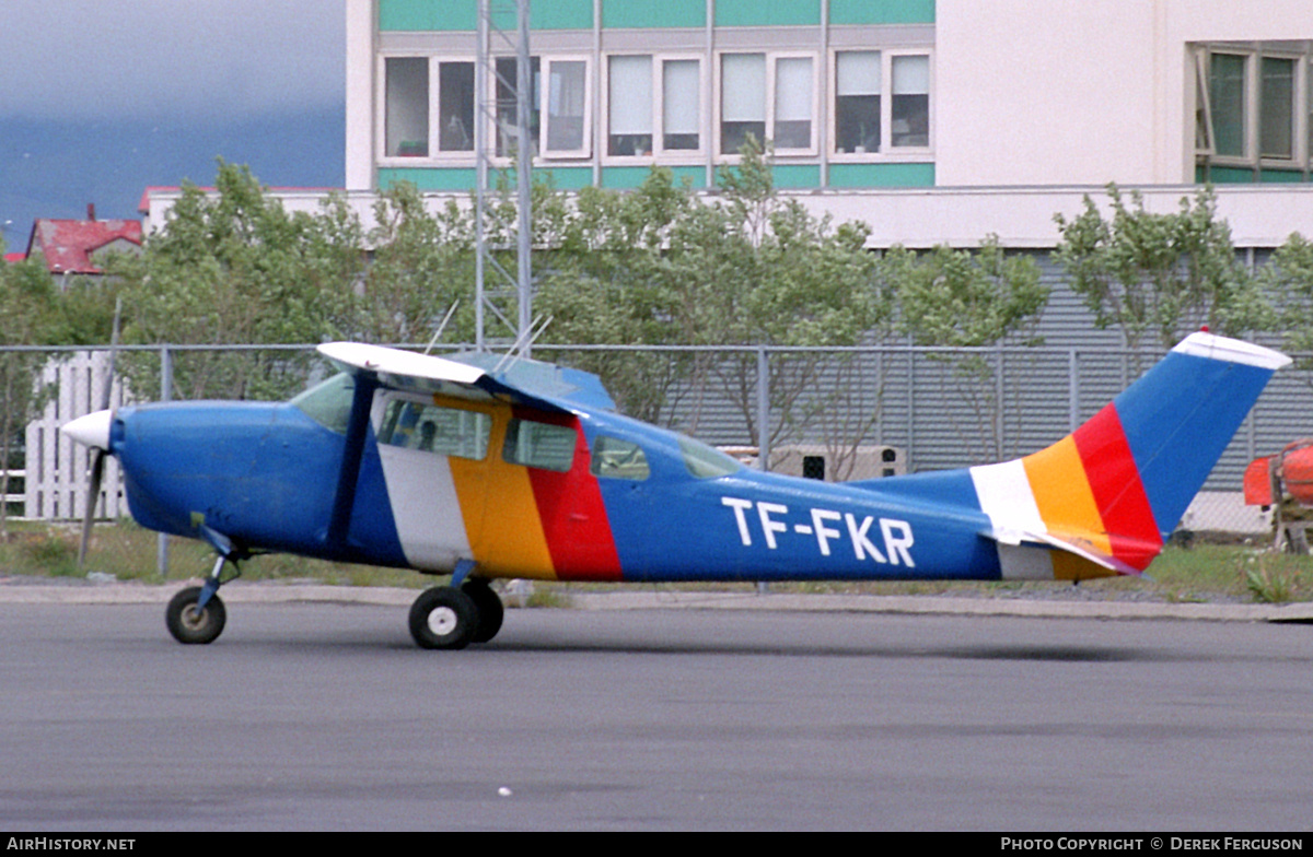 Aircraft Photo of TF-FKR | Cessna P206C Super Skylane | AirHistory.net #609995