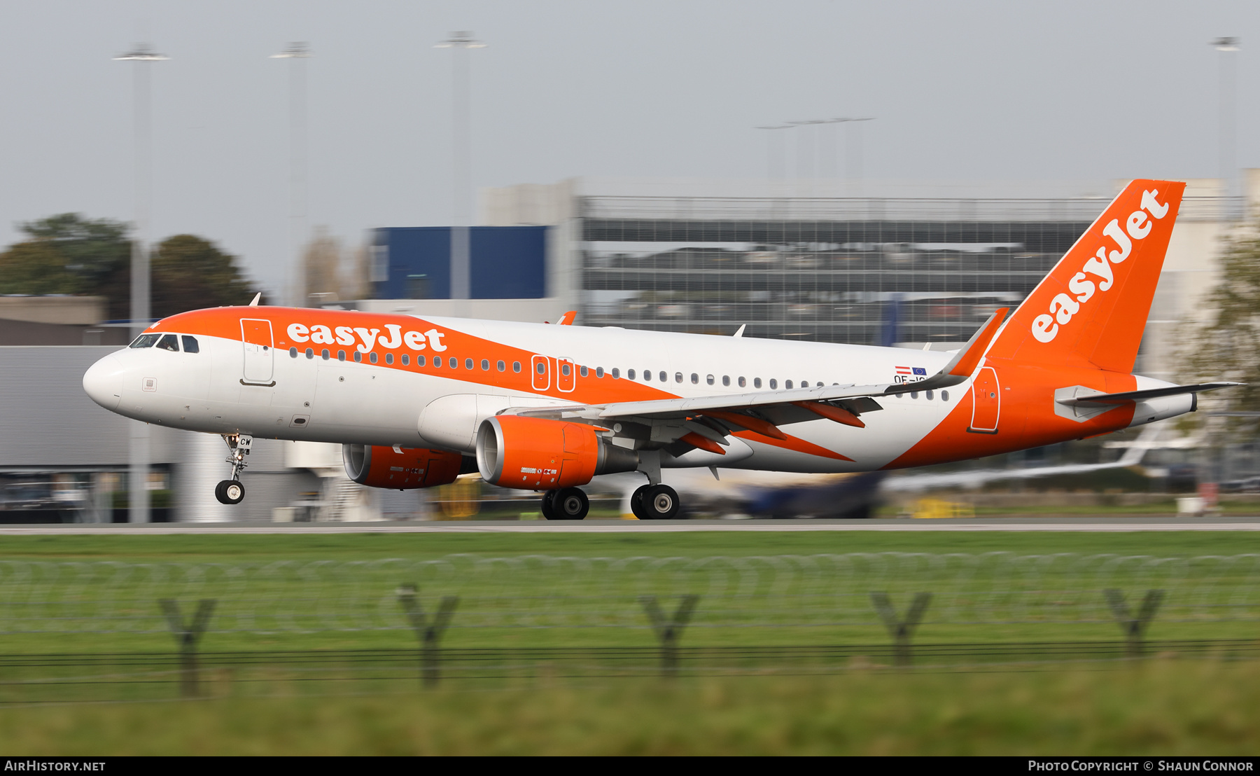 Aircraft Photo of OE-ICW | Airbus A320-214 | EasyJet | AirHistory.net #610005