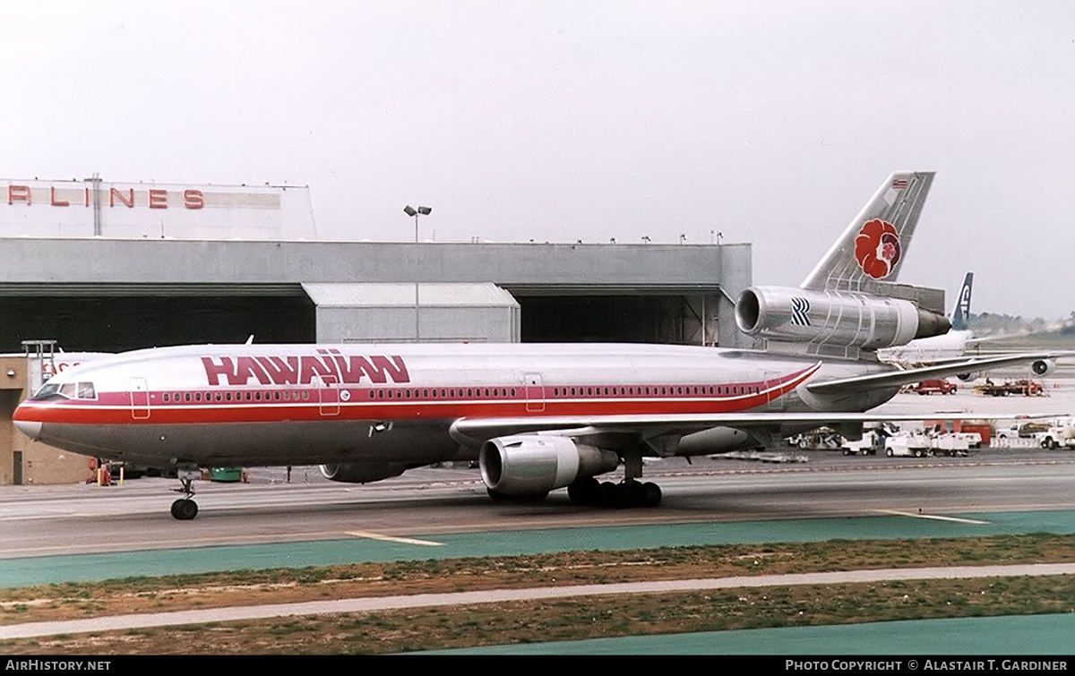 Aircraft Photo of N141AA | McDonnell Douglas DC-10-30 | Hawaiian Airlines | AirHistory.net #610065