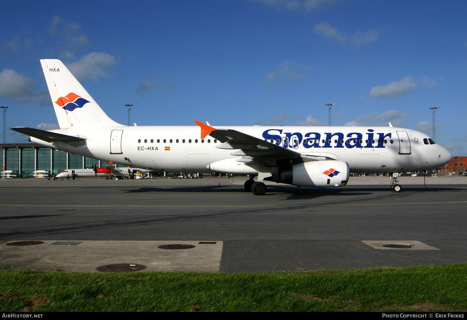 Aircraft Photo of EC-HXA | Airbus A320-232 | Spanair | AirHistory.net #610105