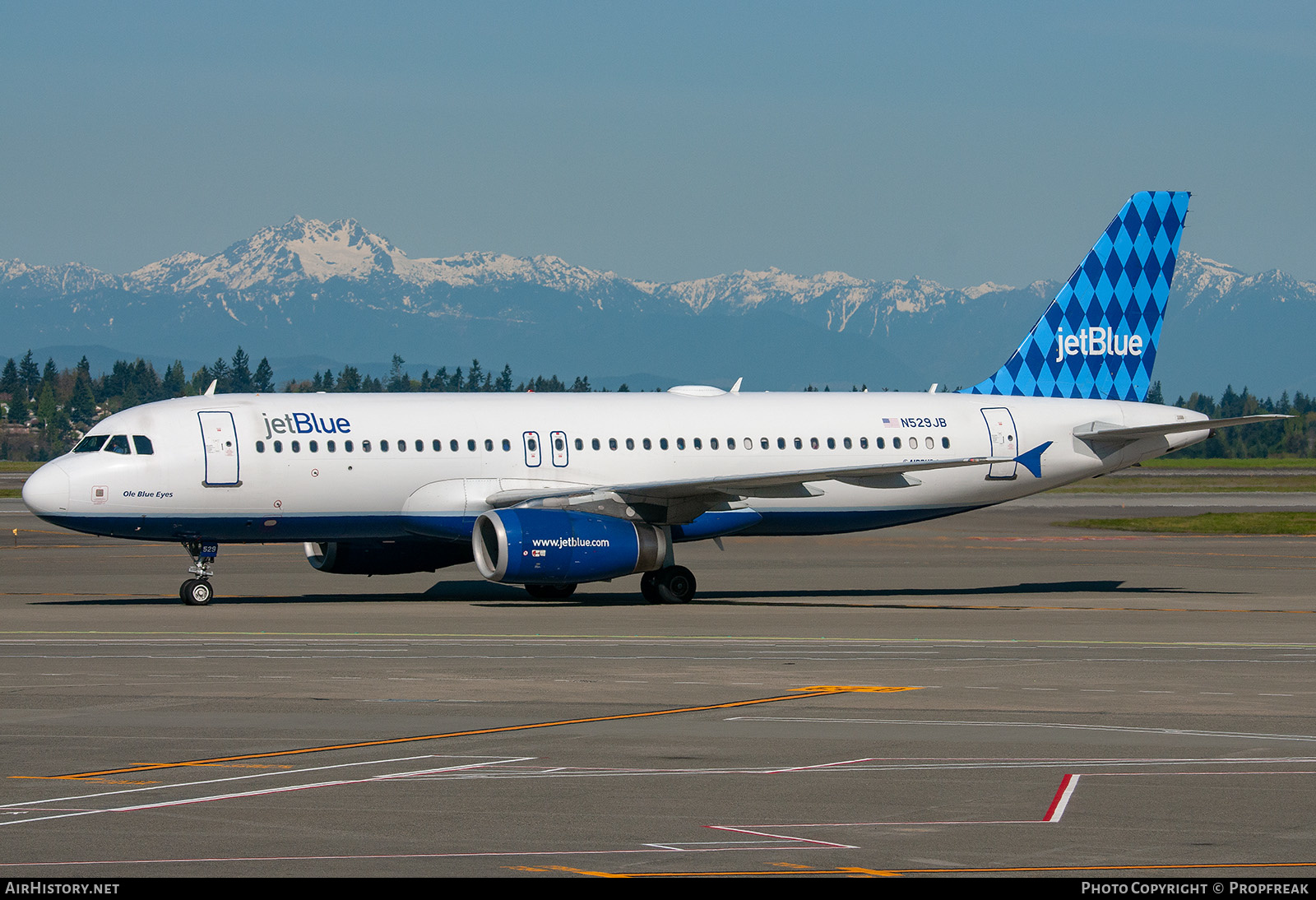 Aircraft Photo of N529JB | Airbus A320-232 | JetBlue Airways | AirHistory.net #610139