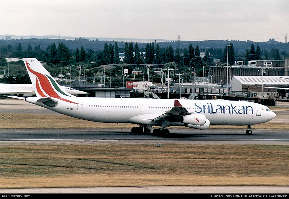Aircraft Photo of 4R-ADB | Airbus A340-311 | SriLankan Airlines | AirHistory.net #610287