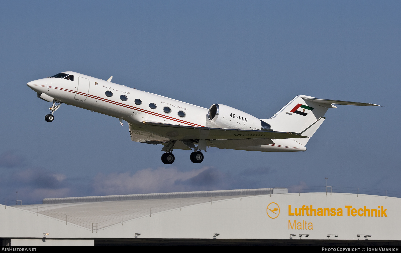 Aircraft Photo of A6-HHH | Gulfstream Aerospace G-IV Gulfstream G400 | United Arab Emirates Government | AirHistory.net #610295