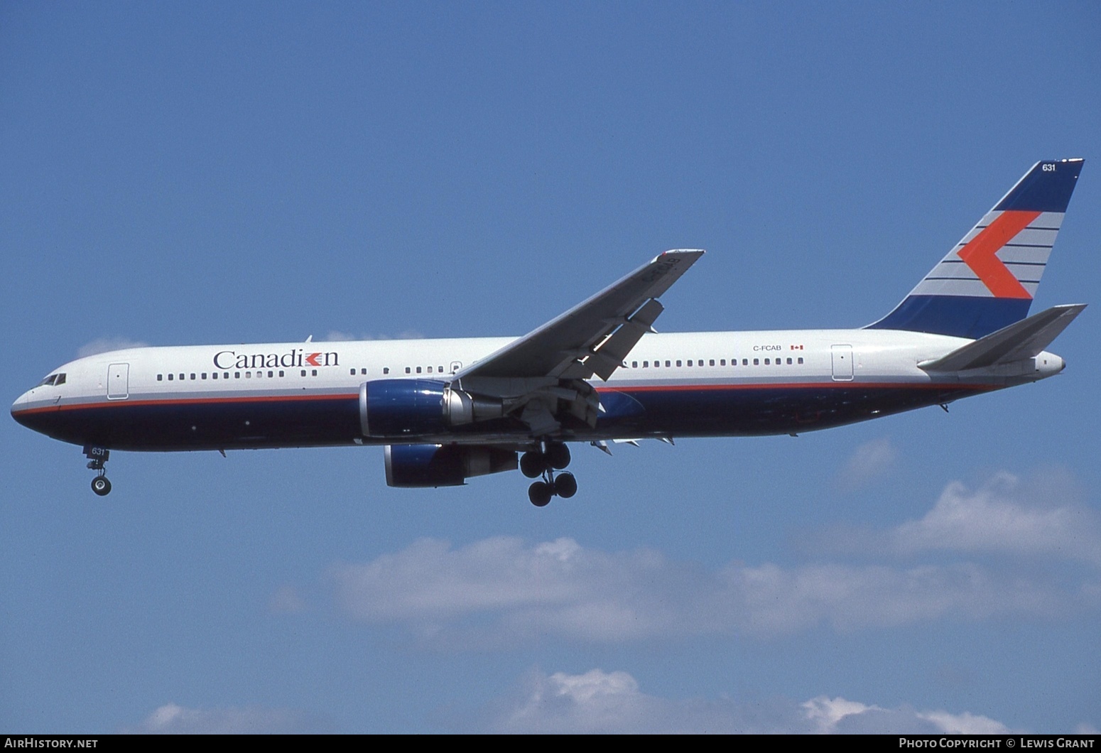 Aircraft Photo of C-FCAB | Boeing 767-375/ER | Canadian Airlines | AirHistory.net #610330