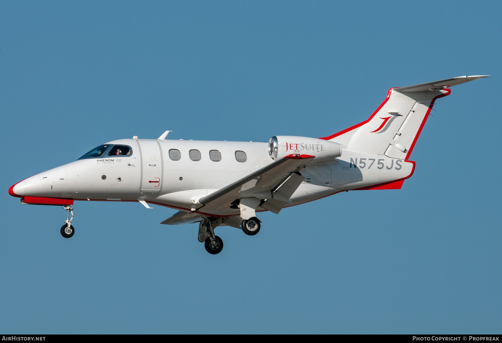 Aircraft Photo of N575JS | Embraer EMB-500 Phenom 100 | JetSuite | AirHistory.net #610337