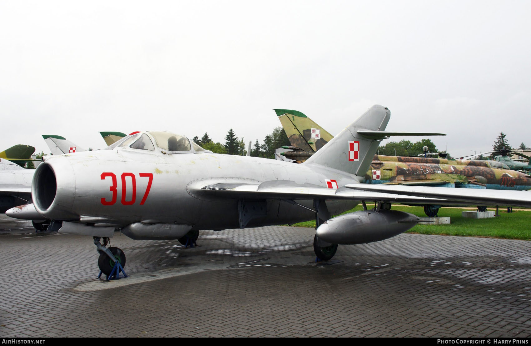 Aircraft Photo of 307 | PZL-Mielec Lim-2 (MiG-15) | Poland - Air Force | AirHistory.net #610377