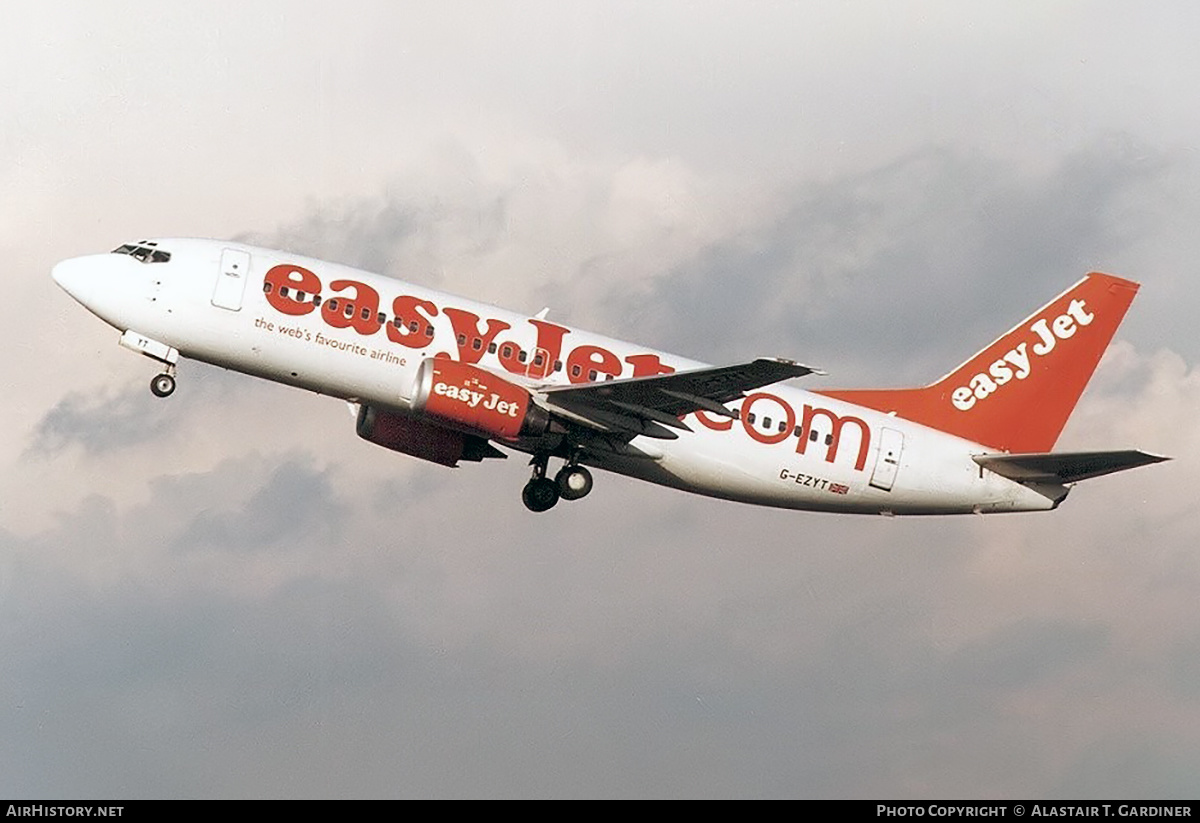 Aircraft Photo of G-EZYT | Boeing 737-3Q8 | EasyJet | AirHistory.net #610392