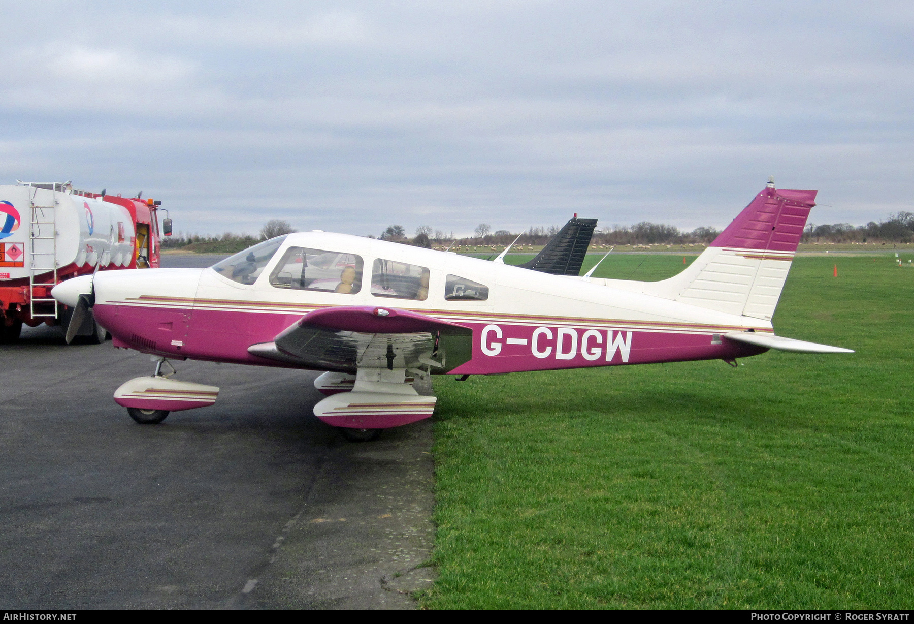 Aircraft Photo of G-CDGW | Piper PA-28-181 Cherokee Archer II | AirHistory.net #610529