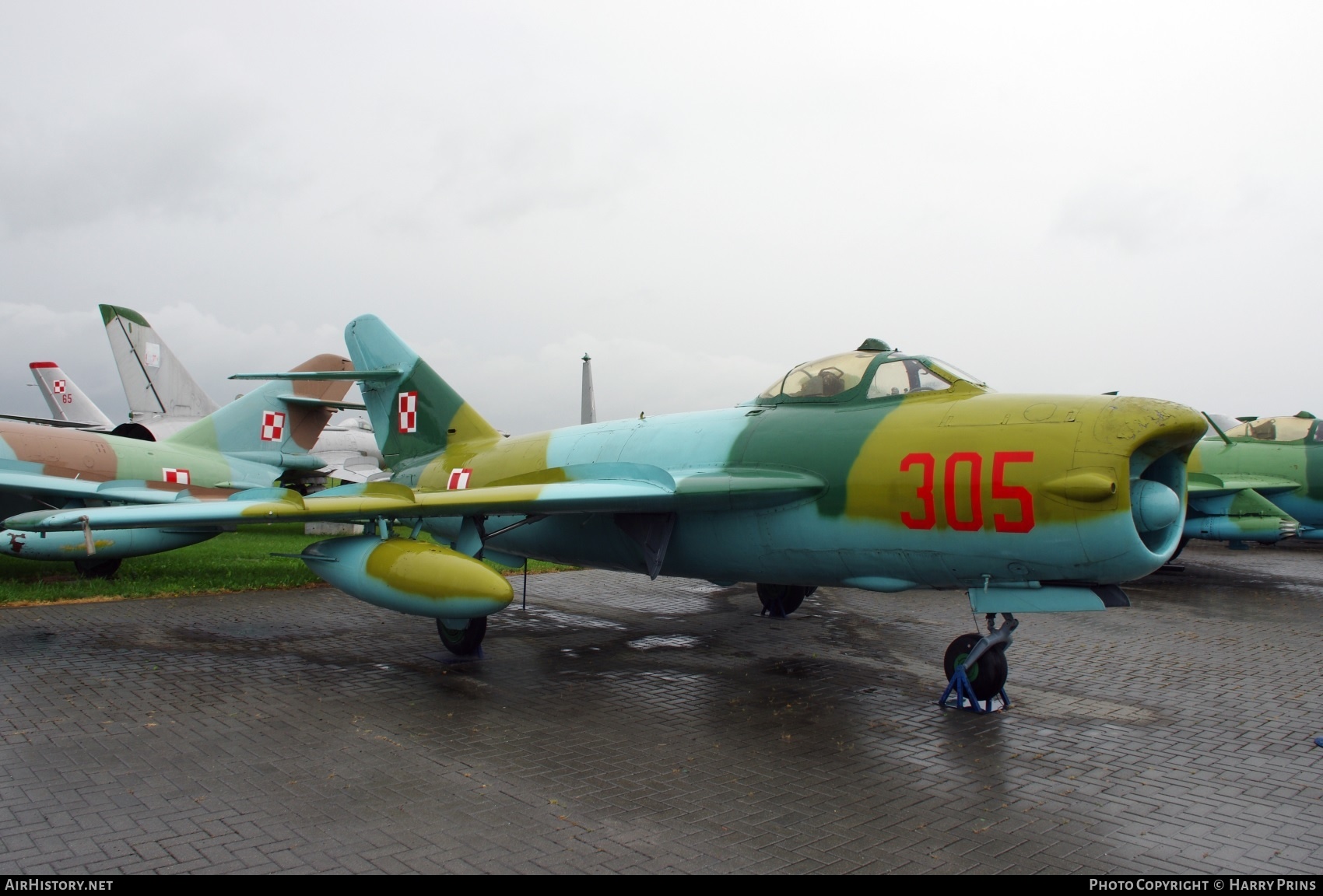 Aircraft Photo of 305 | Mikoyan-Gurevich MiG-17PF | Poland - Air Force | AirHistory.net #610571