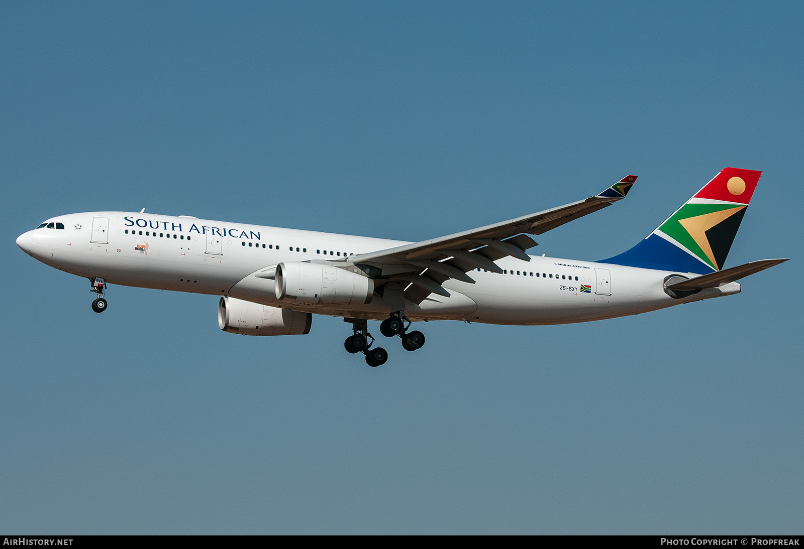 Aircraft Photo of ZS-SXY | Airbus A330-243 | South African Airways | AirHistory.net #610751