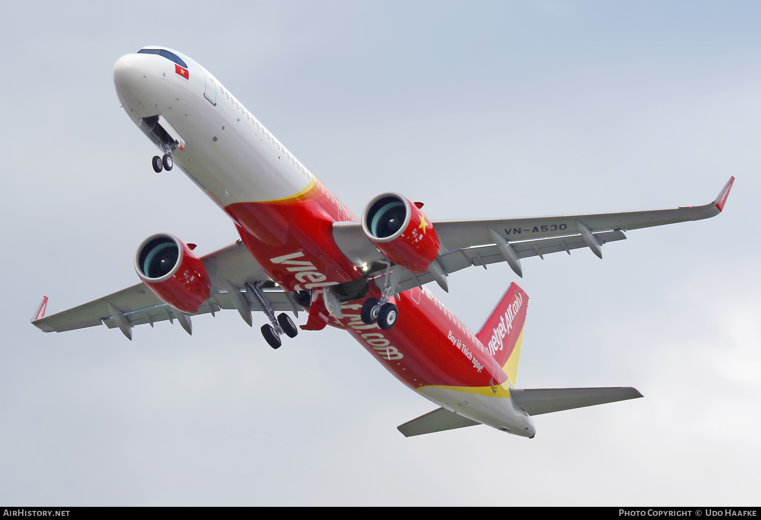 Aircraft Photo of D-AVYC / VN-A530 | Airbus A321-271N | VietJet Air | AirHistory.net #610794