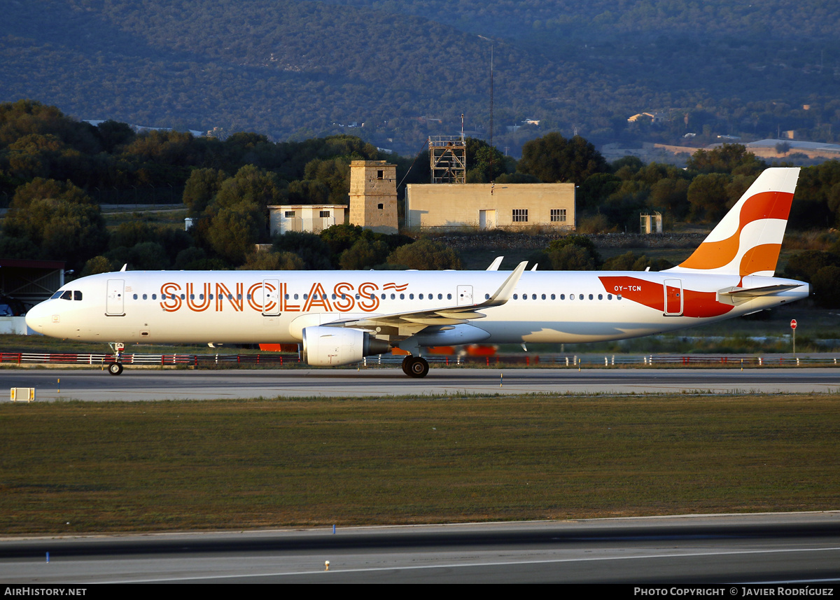Aircraft Photo of OY-TCN | Airbus A321-211 | Sunclass Airlines | AirHistory.net #610813