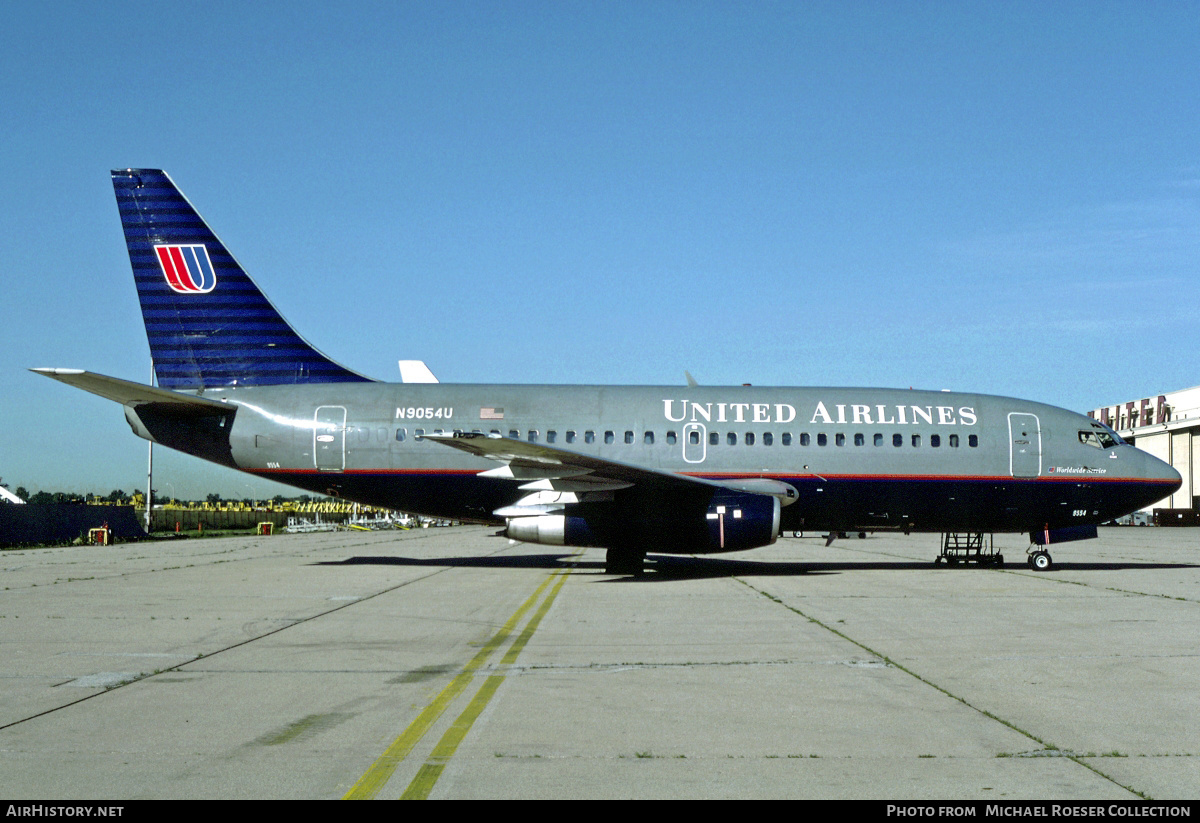Aircraft Photo of N9054U | Boeing 737-222 | United Airlines | AirHistory.net #610908