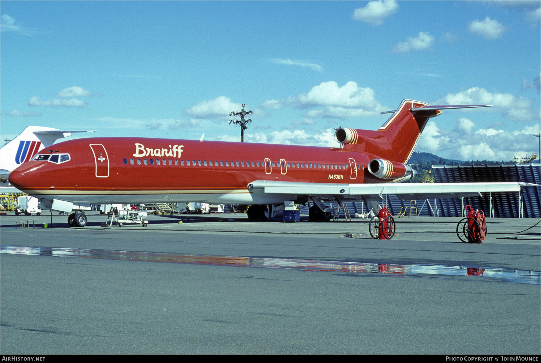 Aircraft Photo of N463BN | Boeing 727-227/Adv | Braniff International Airways | AirHistory.net #610921