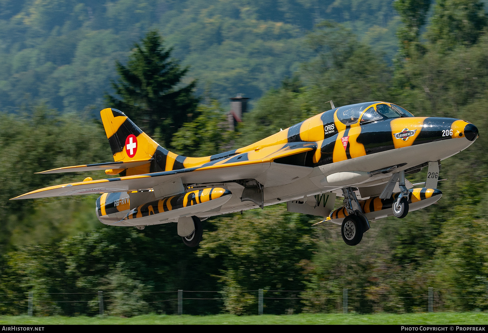 Aircraft Photo of HB-RVV / J-4206 | Hawker Hunter T68 | Switzerland - Air Force | AirHistory.net #611028