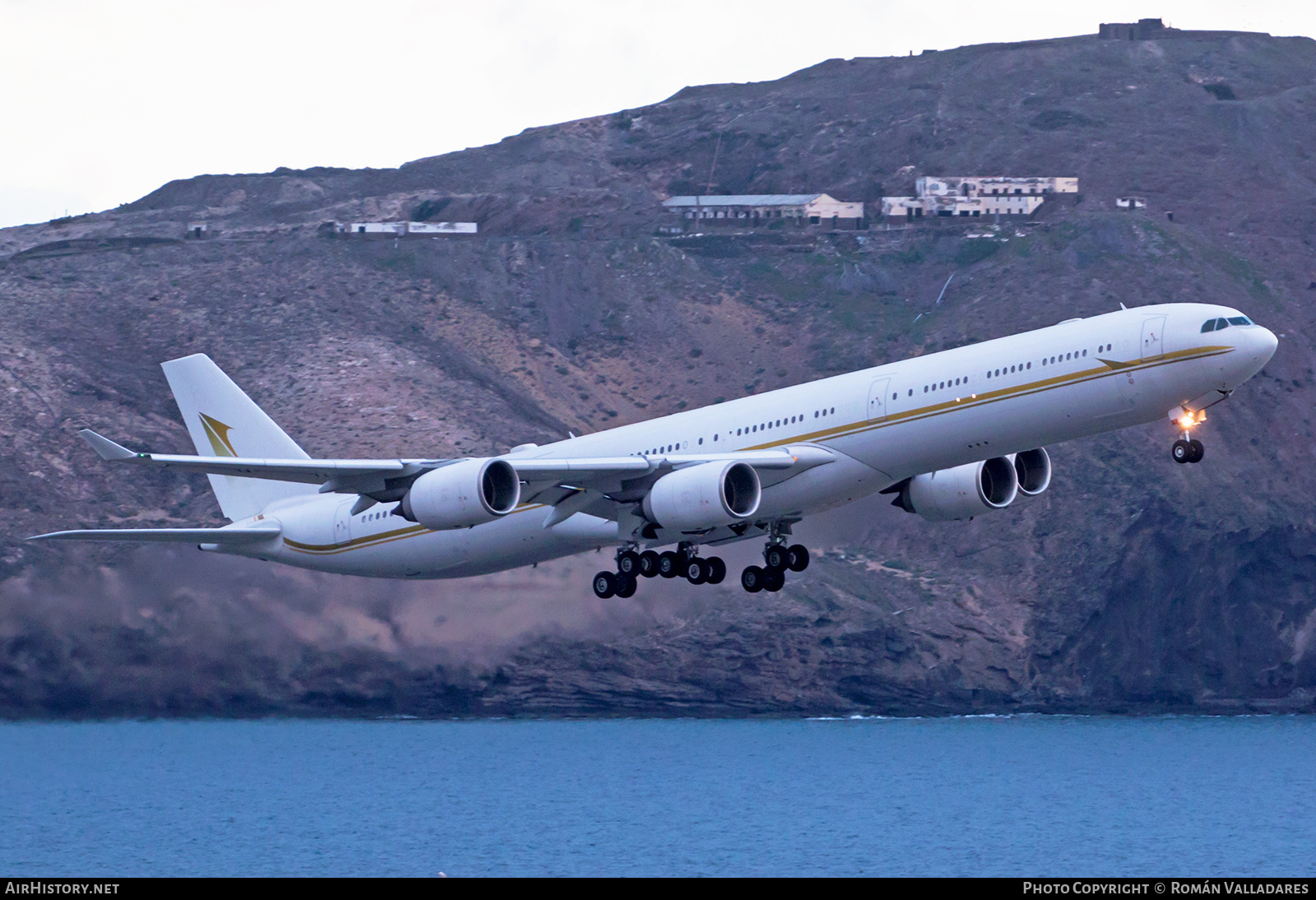 Aircraft Photo of HZ-SKY | Airbus A340-642 | Sky Prime Aviation Services | AirHistory.net #611090
