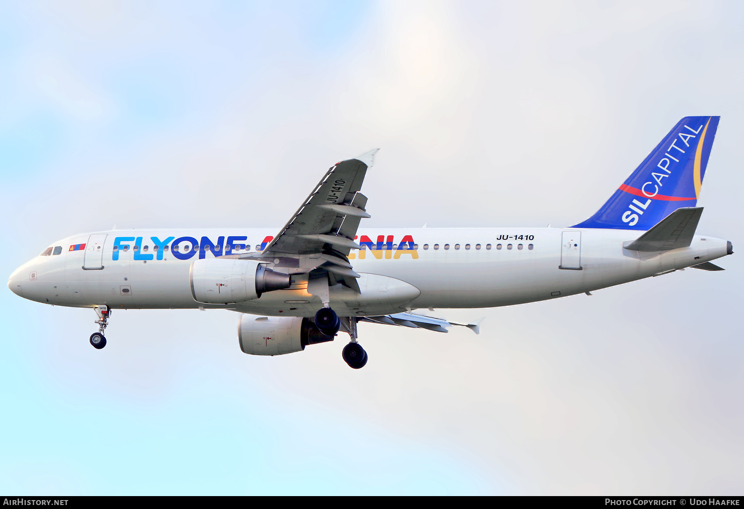 Aircraft Photo of JU-1410 | Airbus A320-214 | FlyOne Armenia | AirHistory.net #611133