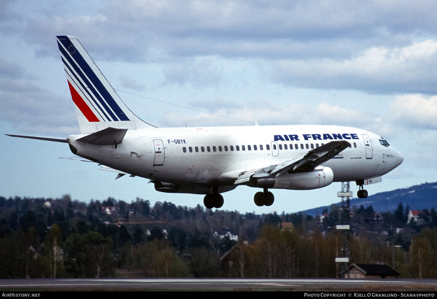 Aircraft Photo of F-GBYK | Boeing 737-228/Adv | Air France | AirHistory.net #611141