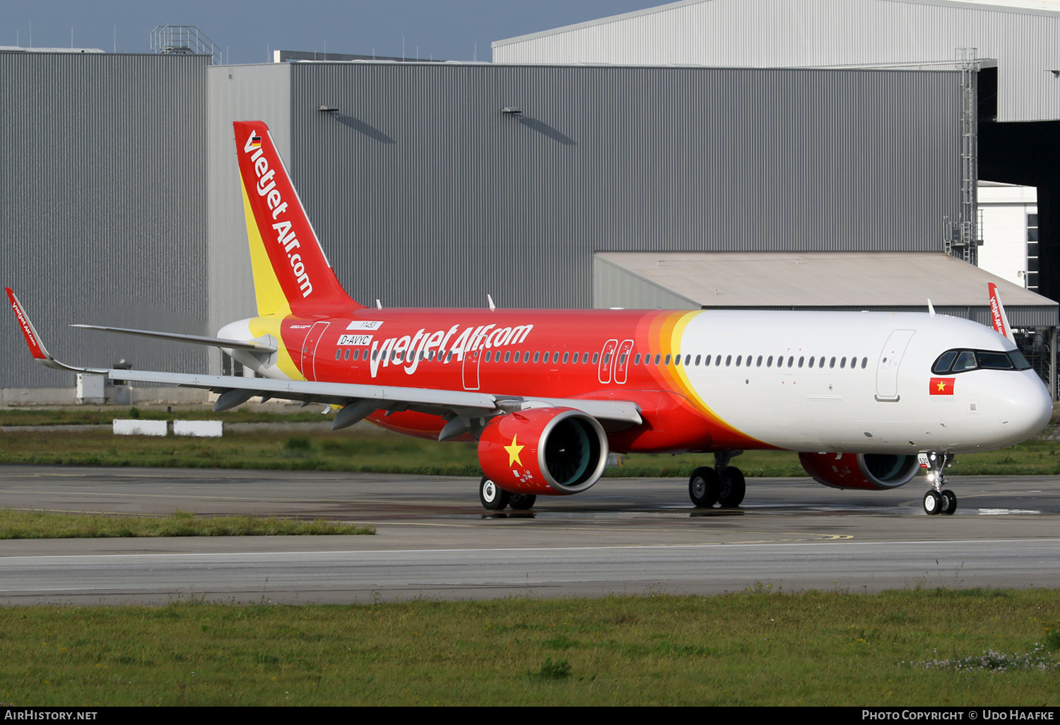Aircraft Photo of D-AVYC / VN-A530 | Airbus A321-271N | VietJet Air | AirHistory.net #611177