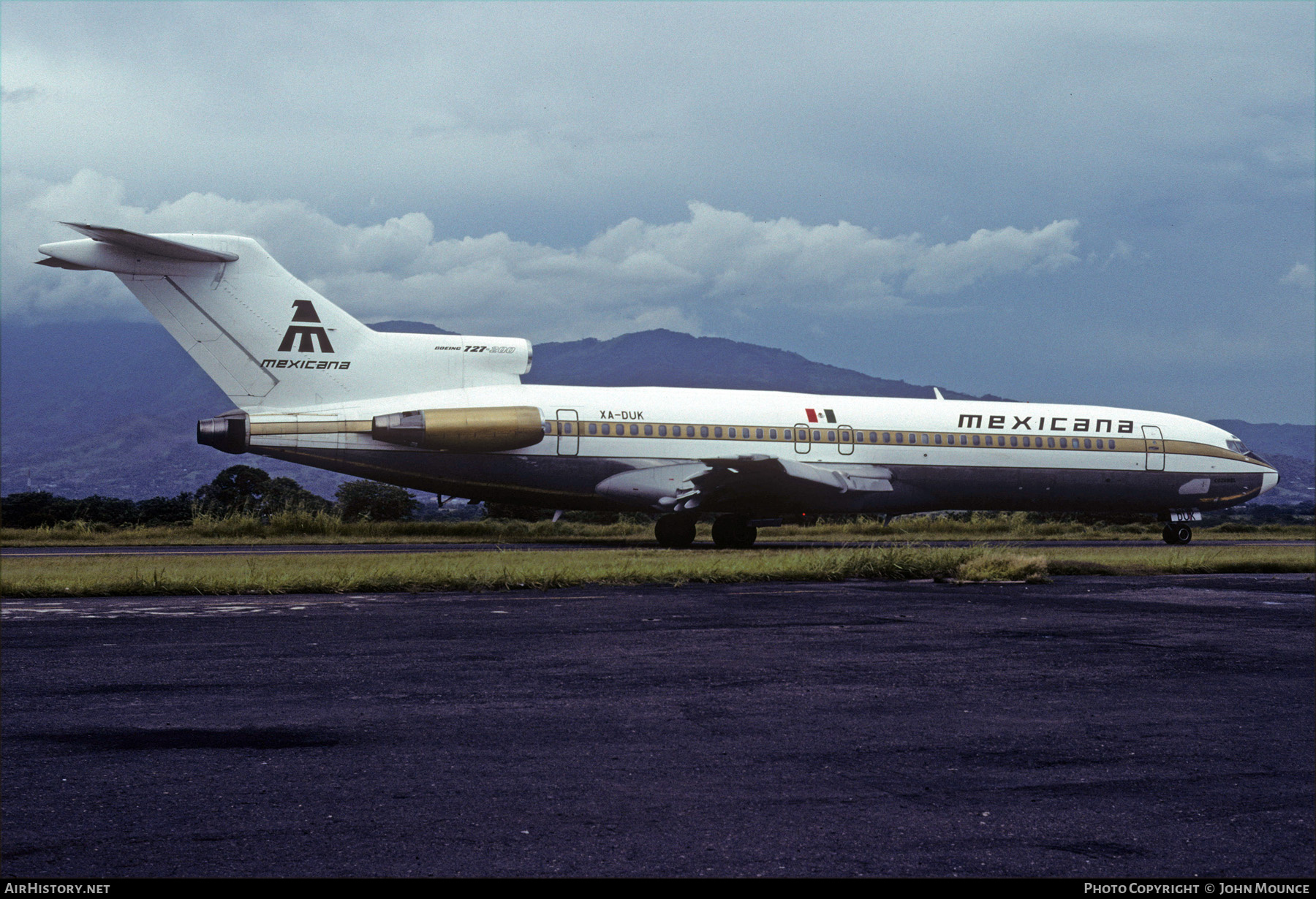 Aircraft Photo of XA-DUK | Boeing 727-264/Adv | Mexicana | AirHistory.net #611199