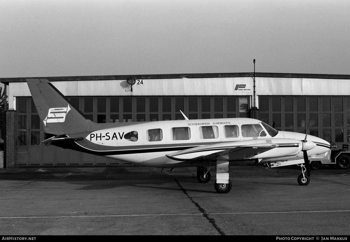 Aircraft Photo of PH-SAV | Piper PA-31-350 Navajo Chieftain | Schreiner Airways | AirHistory.net #611208