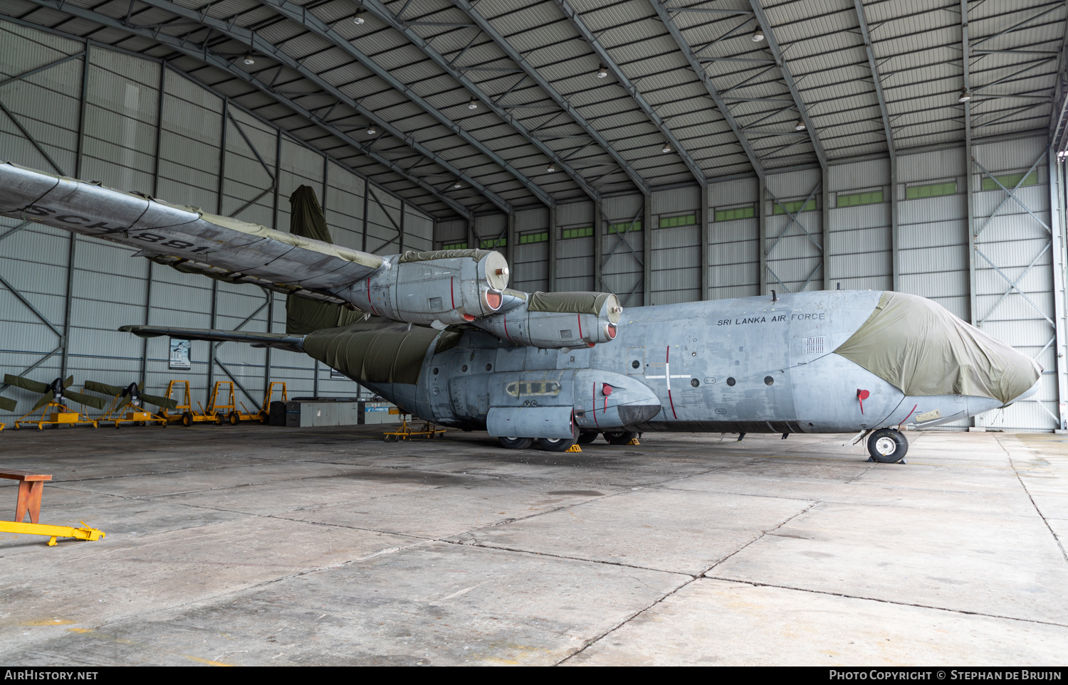 Aircraft Photo of SCH-881 | Lockheed C-130K Hercules C1 (L-382) | Sri Lanka - Air Force | AirHistory.net #611266