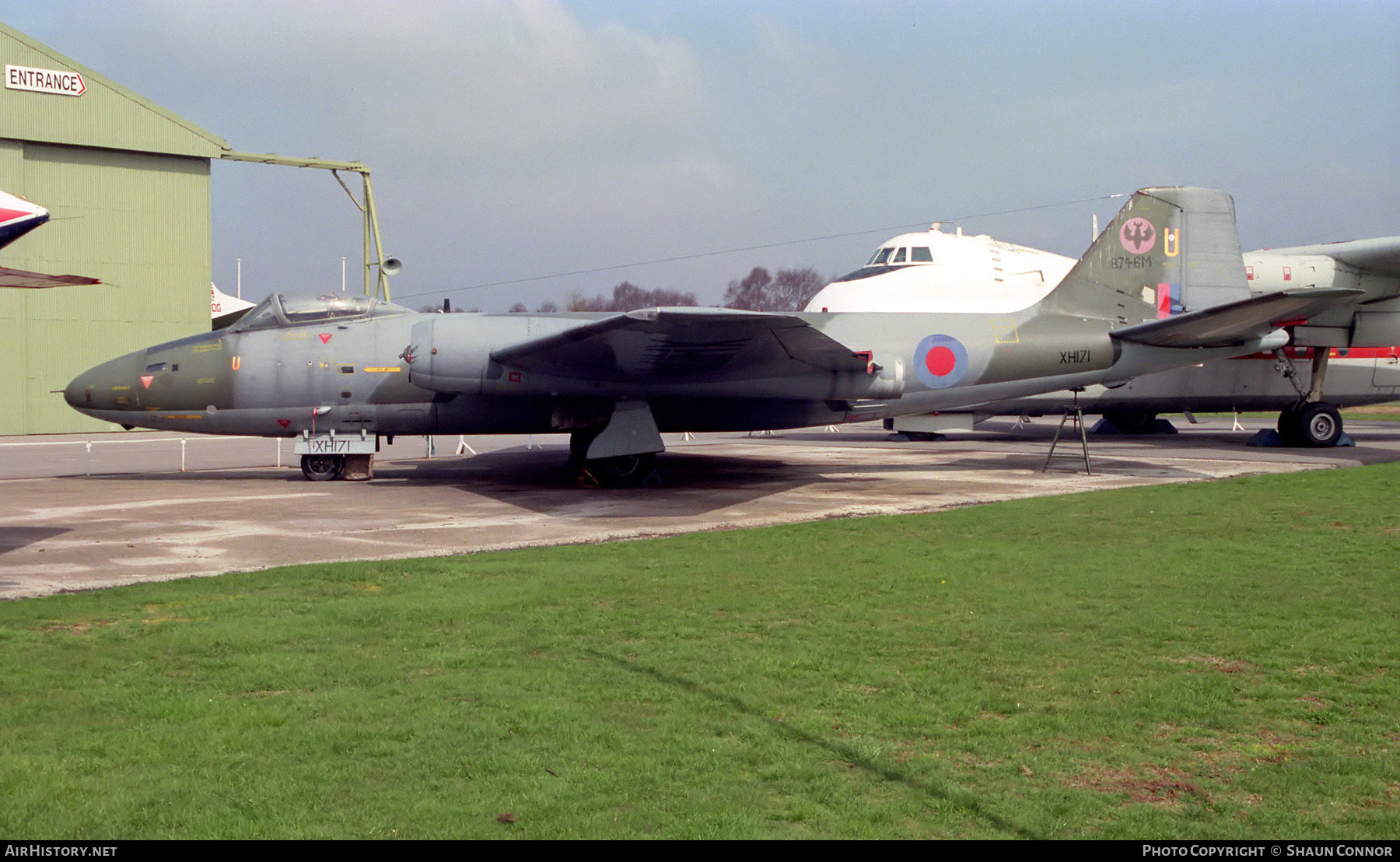 Aircraft Photo of XH171 | English Electric Canberra PR9 | UK - Air Force | AirHistory.net #611461