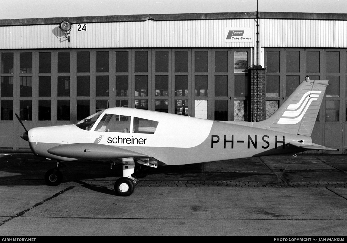 Aircraft Photo of PH-NSH | Piper PA-28-140 Cherokee F | Schreiner Airways | AirHistory.net #611562