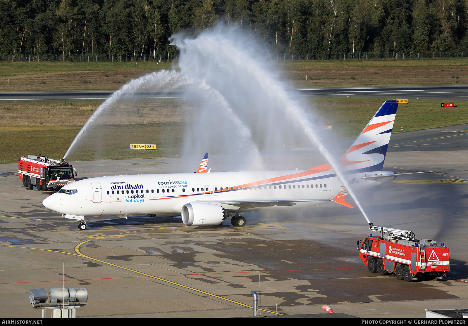 Aircraft Photo of OK-SWB | Boeing 737-8 Max 8 | Smartwings | AirHistory.net #611608