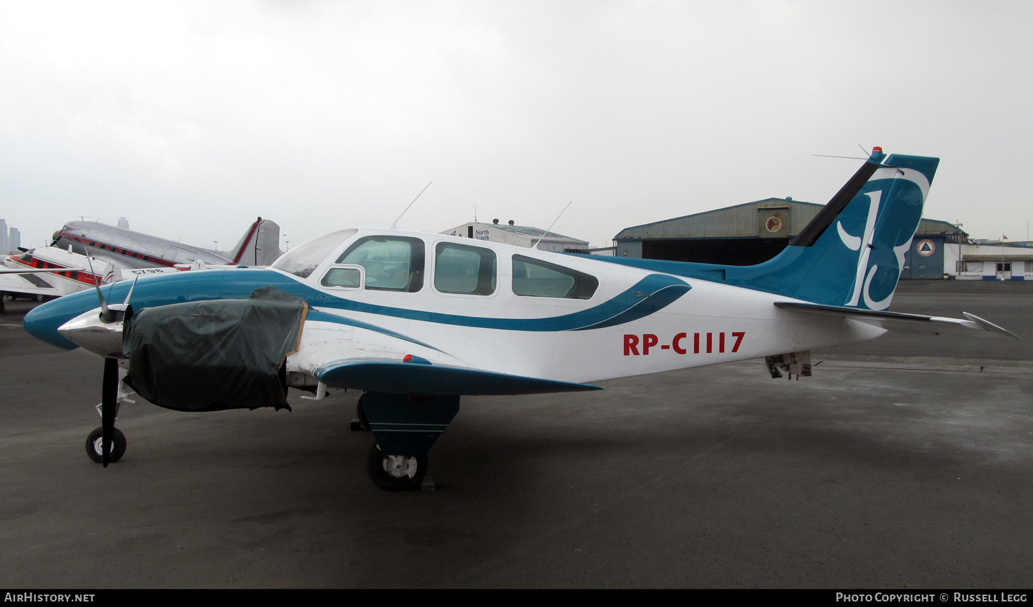 Aircraft Photo of RP-C1117 | Beech D55 Baron | AirHistory.net #611650