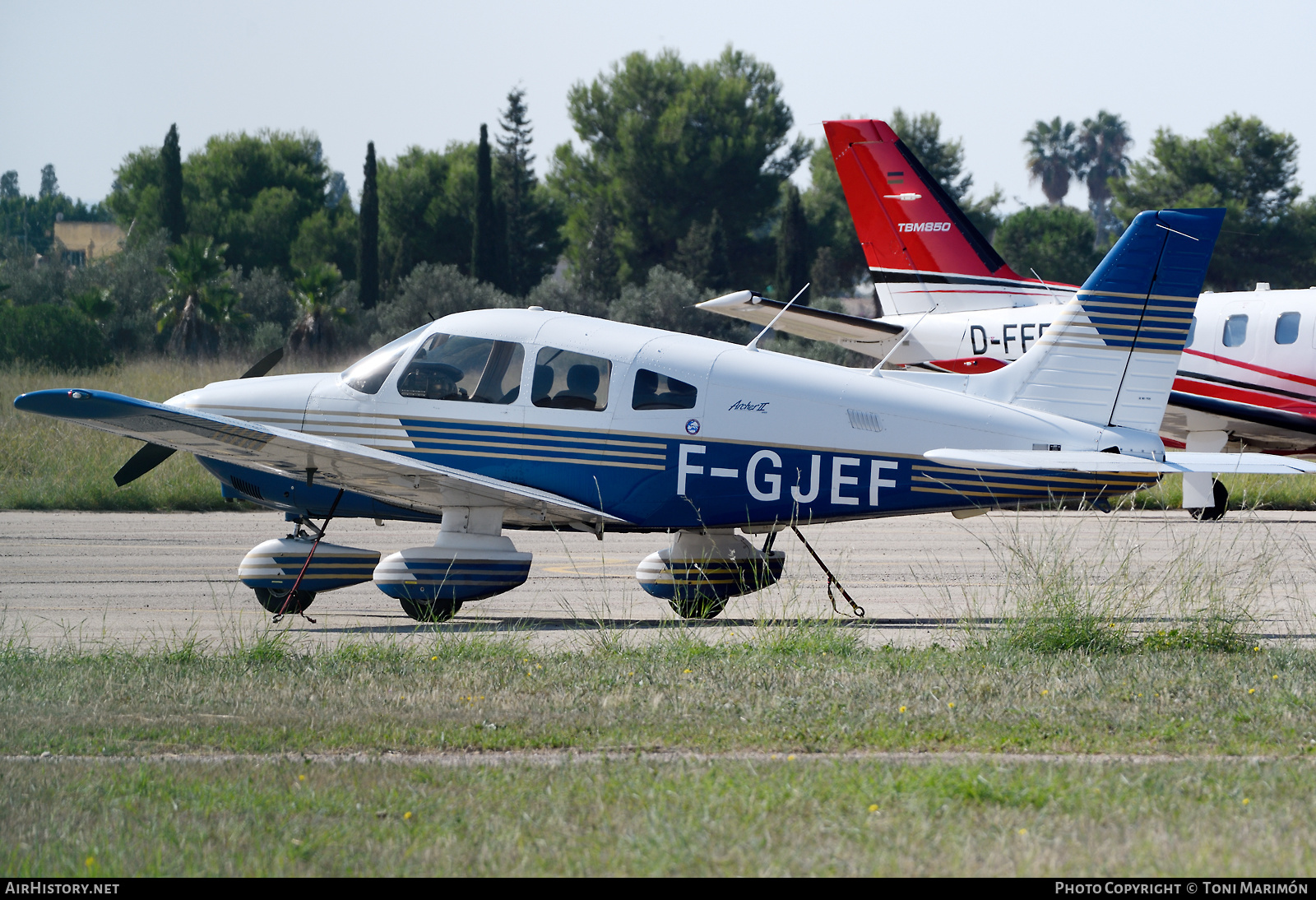 Aircraft Photo of F-GJEF | Piper PA-28-181 Archer II | AirHistory.net #611695