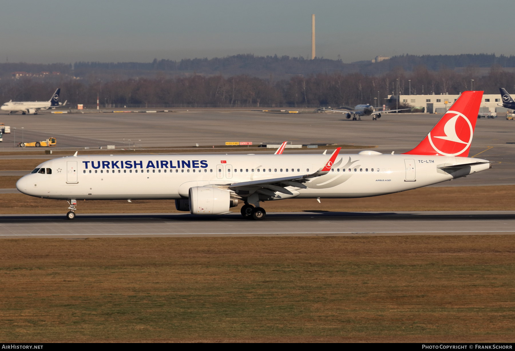 Aircraft Photo of TC-LTH | Airbus A321-271NX | Turkish Airlines | AirHistory.net #611710
