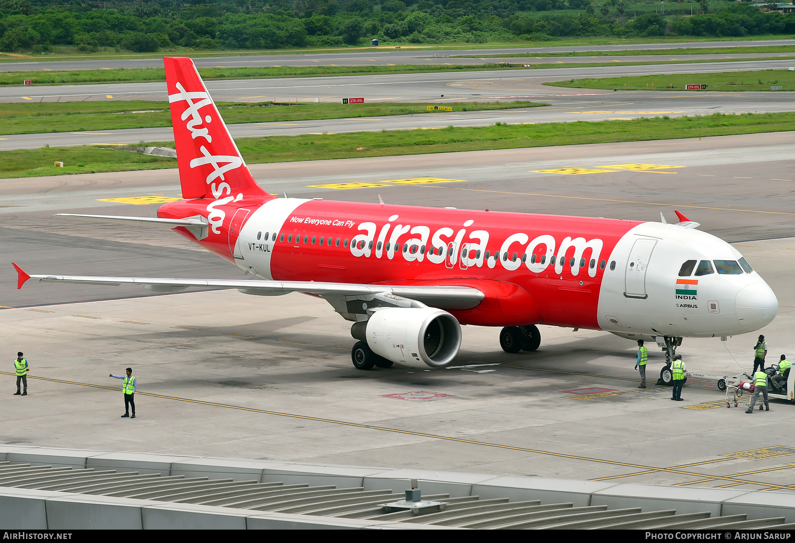 Aircraft Photo of VT-KUL | Airbus A320-216 | AirAsia | AirHistory.net #611748