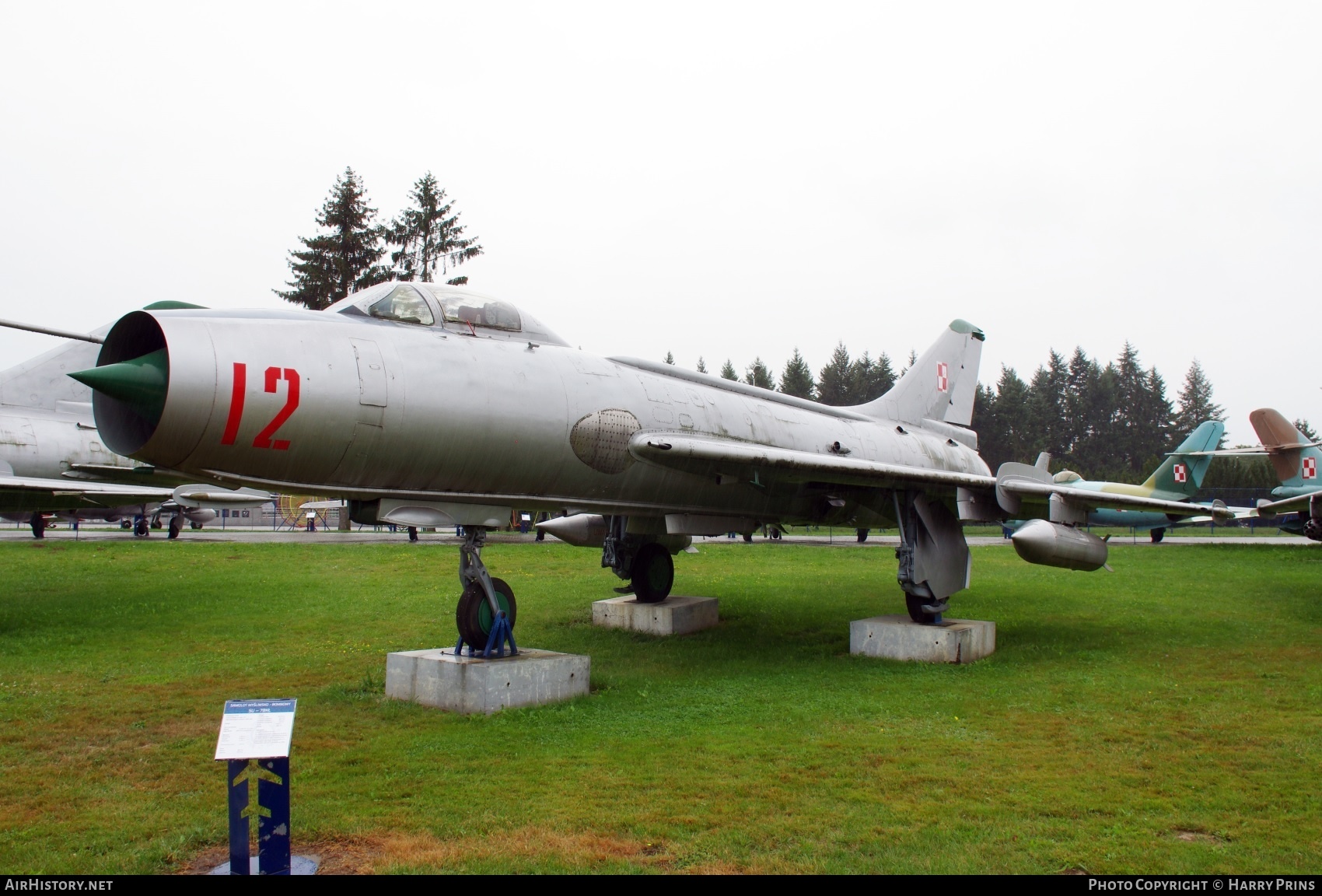 Aircraft Photo of 12 | Sukhoi Su-7BKL | Poland - Air Force | AirHistory.net #611830