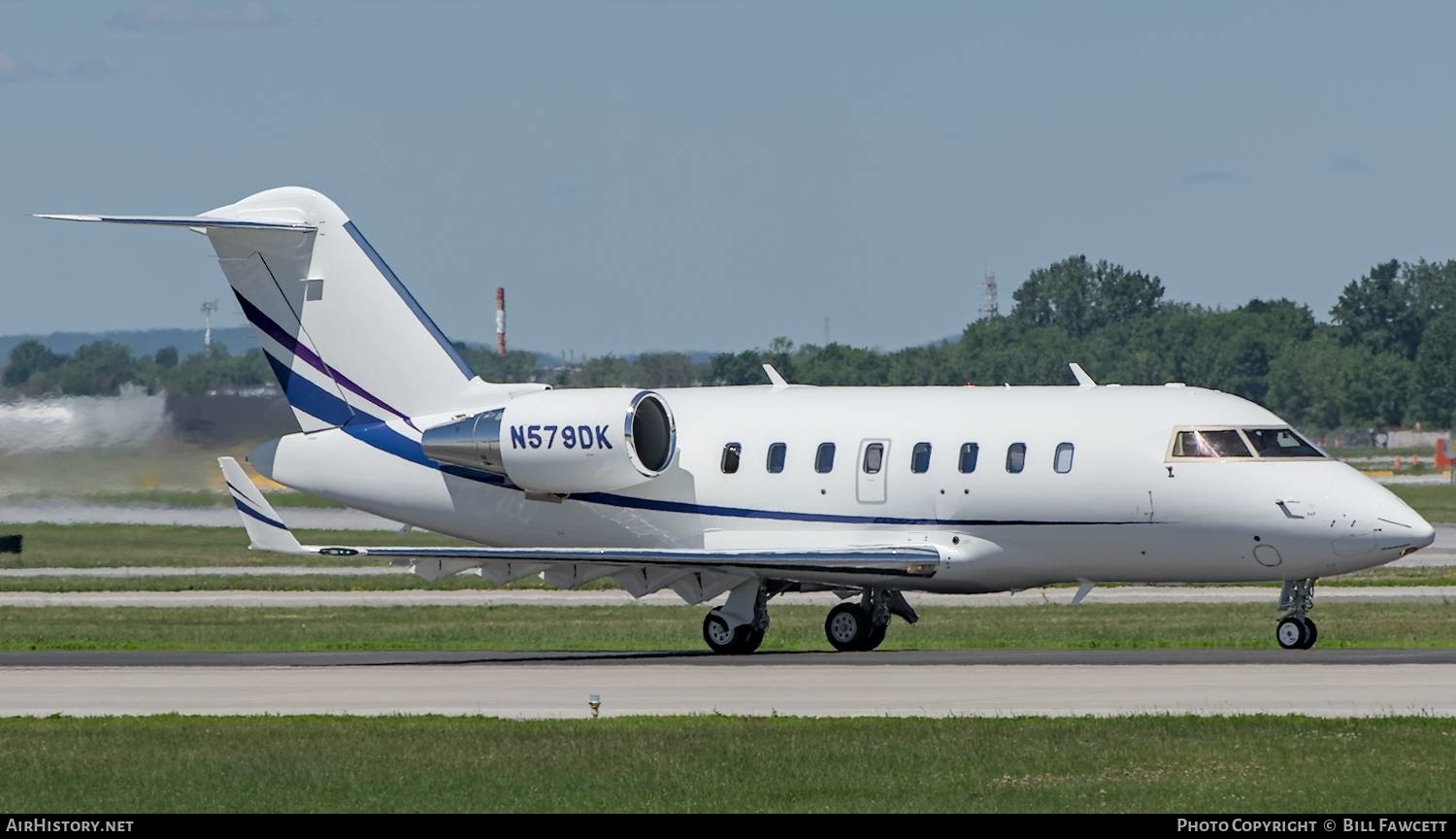 Aircraft Photo of N579DK | Bombardier Challenger 650 (CL-600-2B16) | AirHistory.net #611875