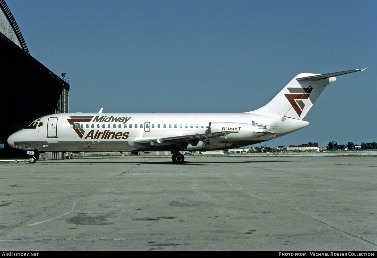 Aircraft Photo of N1066T | Douglas DC-9-15 | Midway Airlines | AirHistory.net #611895