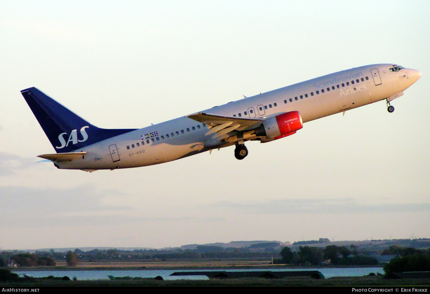 Aircraft Photo of OY-KKU | Boeing 737-883 | Scandinavian Airlines - SAS | AirHistory.net #611918