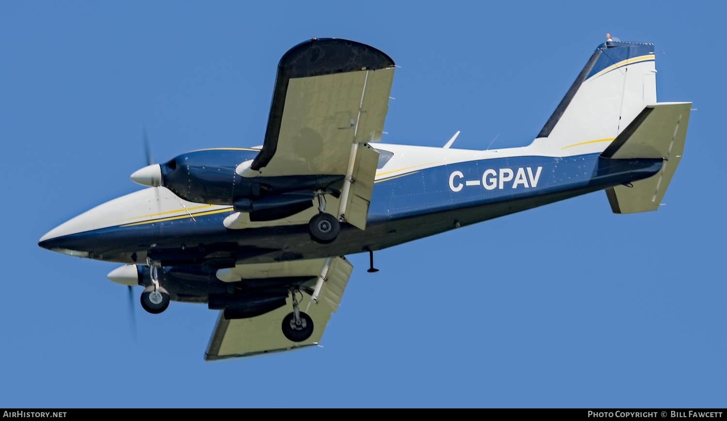 Aircraft Photo of C-GPAV | Piper PA-23-250 Aztec | AirHistory.net #611950