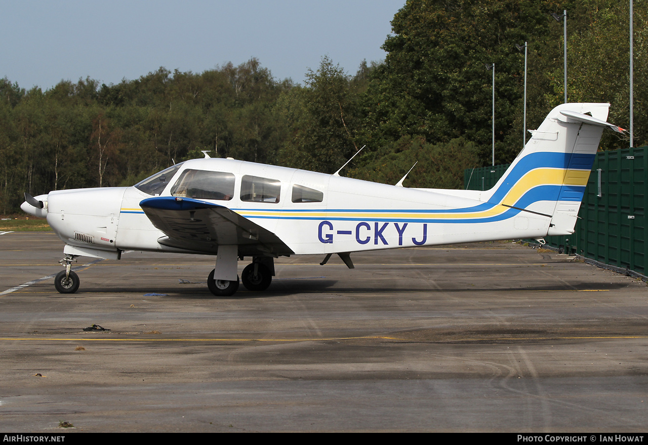 Aircraft Photo of G-CKYJ | Piper PA-28RT-201 Arrow IV | AirHistory.net #612015