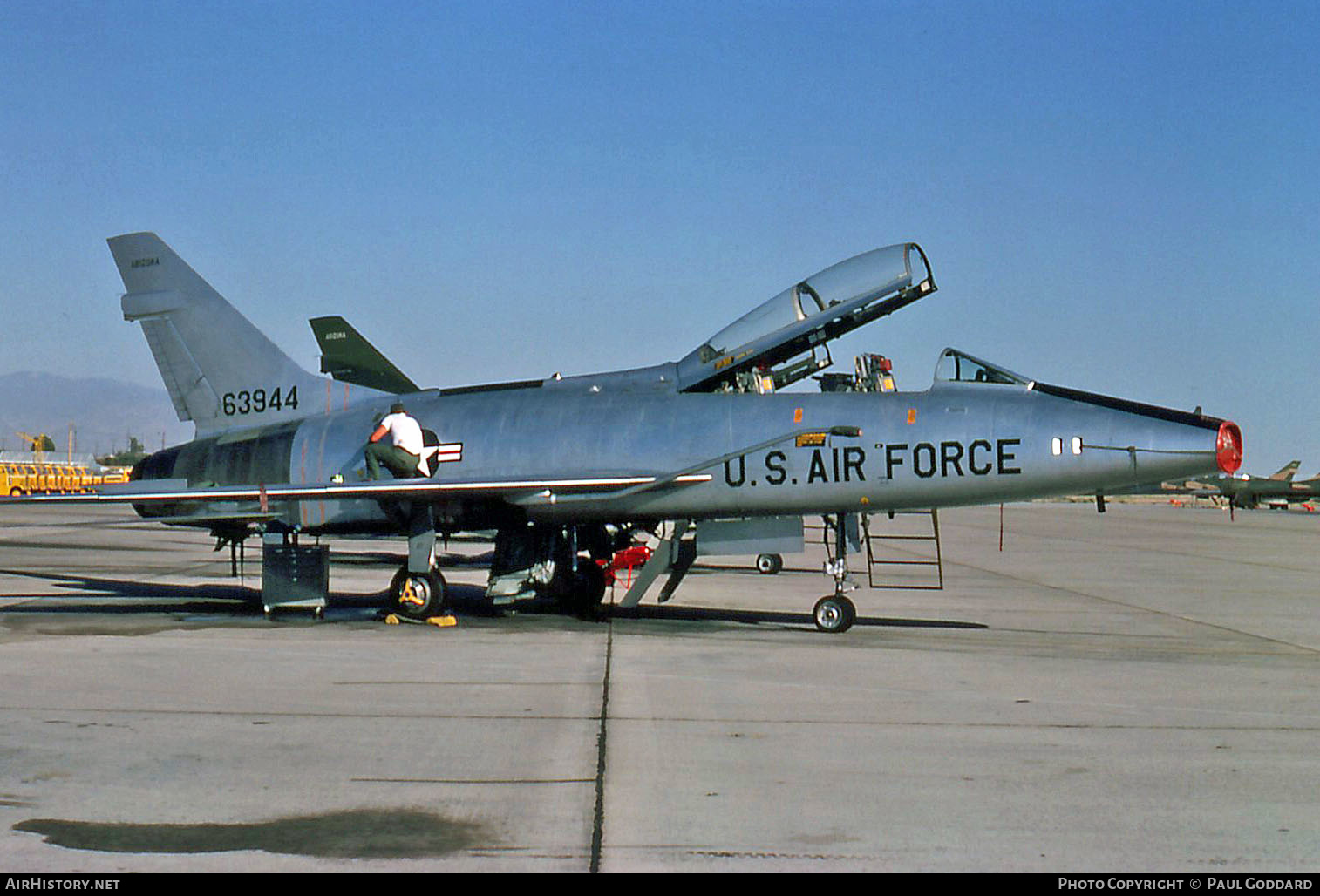 Aircraft Photo of 56-3944 / 63944 | North American F-100F Super Sabre | USA - Air Force | AirHistory.net #612042
