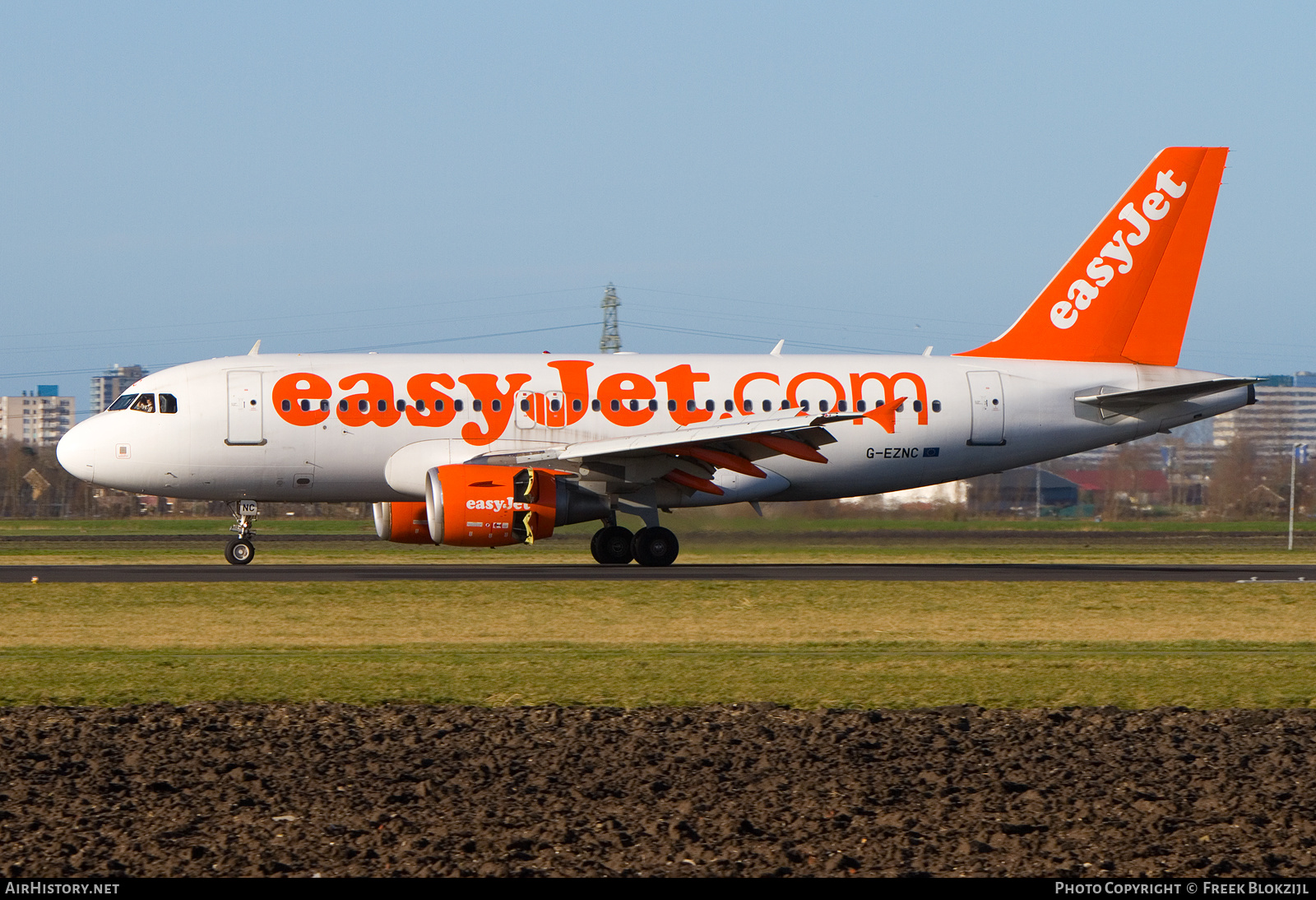 Aircraft Photo of G-EZNC | Airbus A319-111 | EasyJet | AirHistory.net #612123